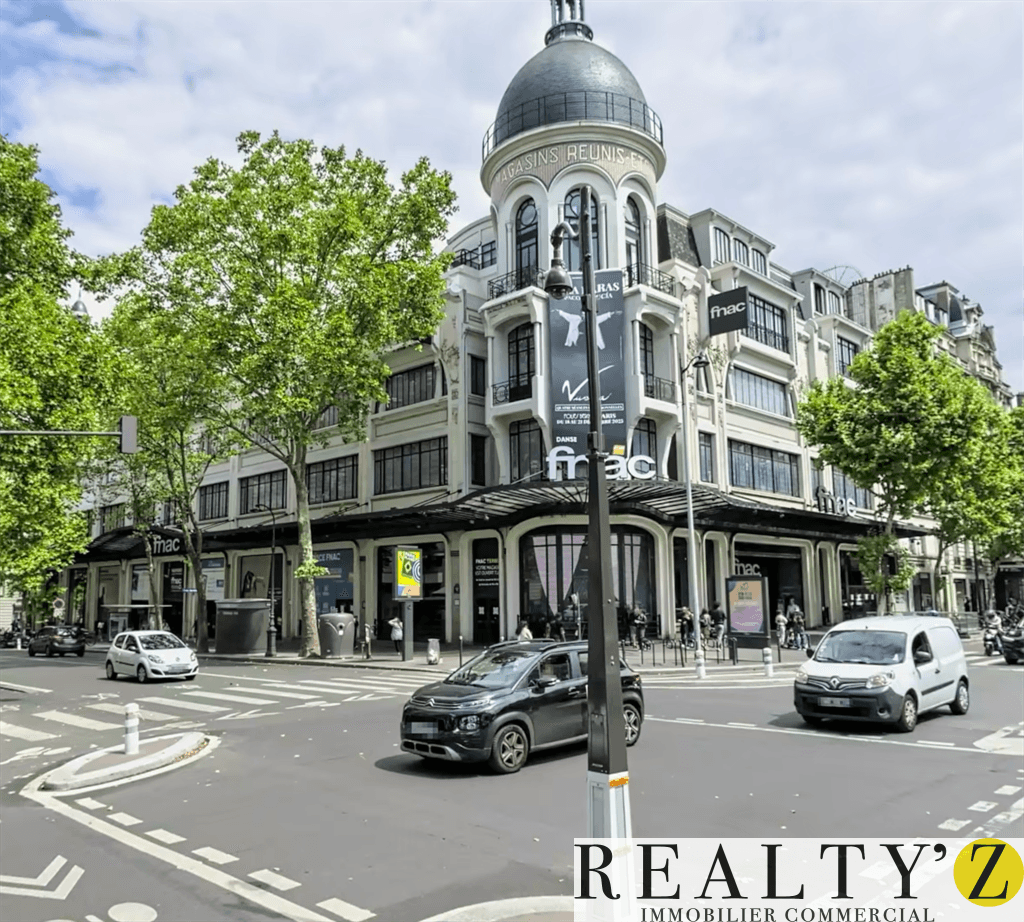 Local commercial · 67 m² · Location — photo 1