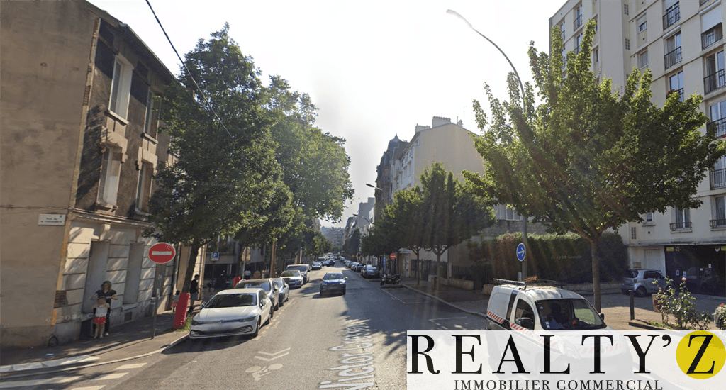 Local commercial · 56 m² · Location — photo 1