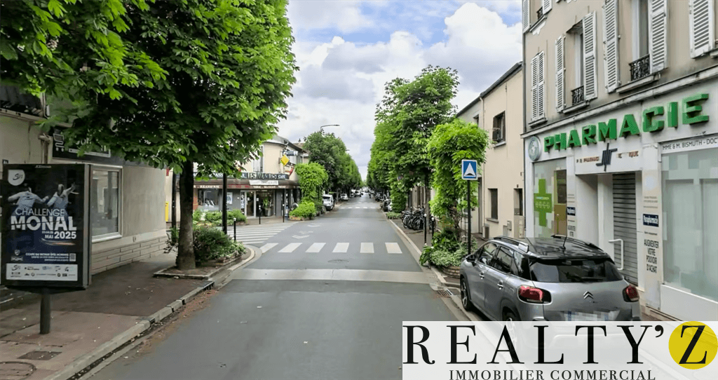 Local commercial · 113 m² · Location — photo 1