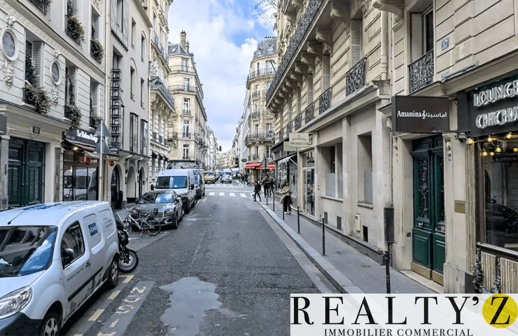 Local commercial · 38 m² · Location — photo 1