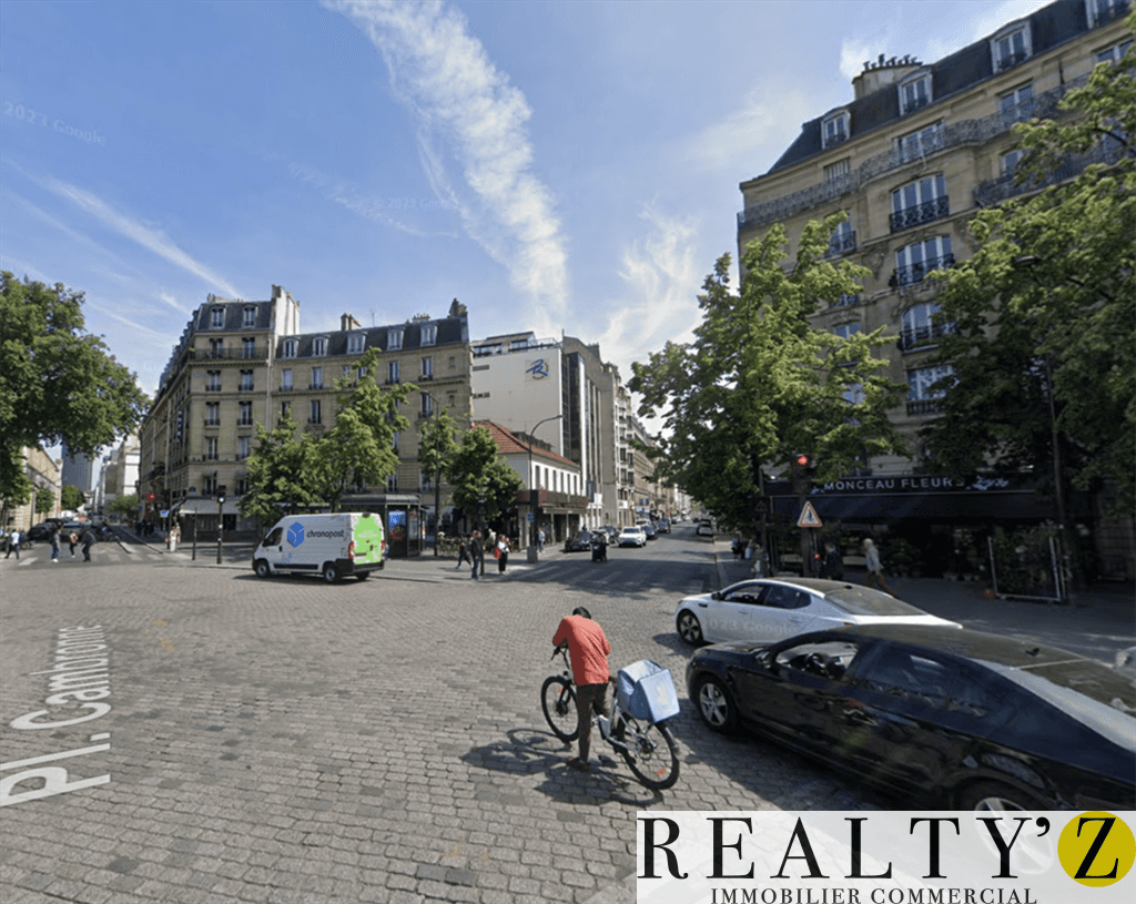 Local commercial · 38 m² · Location — photo 1