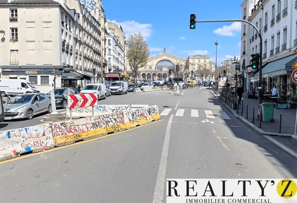 Local commercial · 69 m² · Achat des murs — photo 1