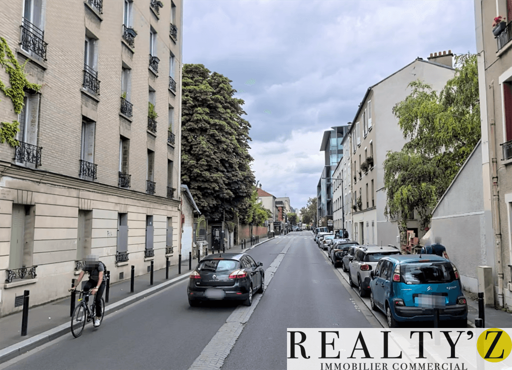 Local commercial · 100 m² · Location — photo 1