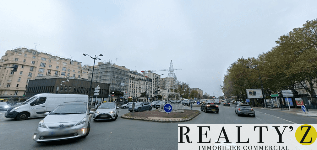 Local commercial · 350 m² · Location — photo 1