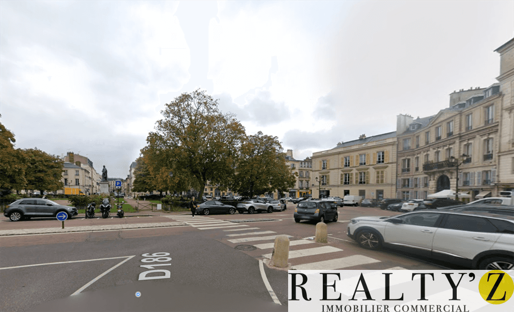 Local commercial · 51 m² · Location — photo 1