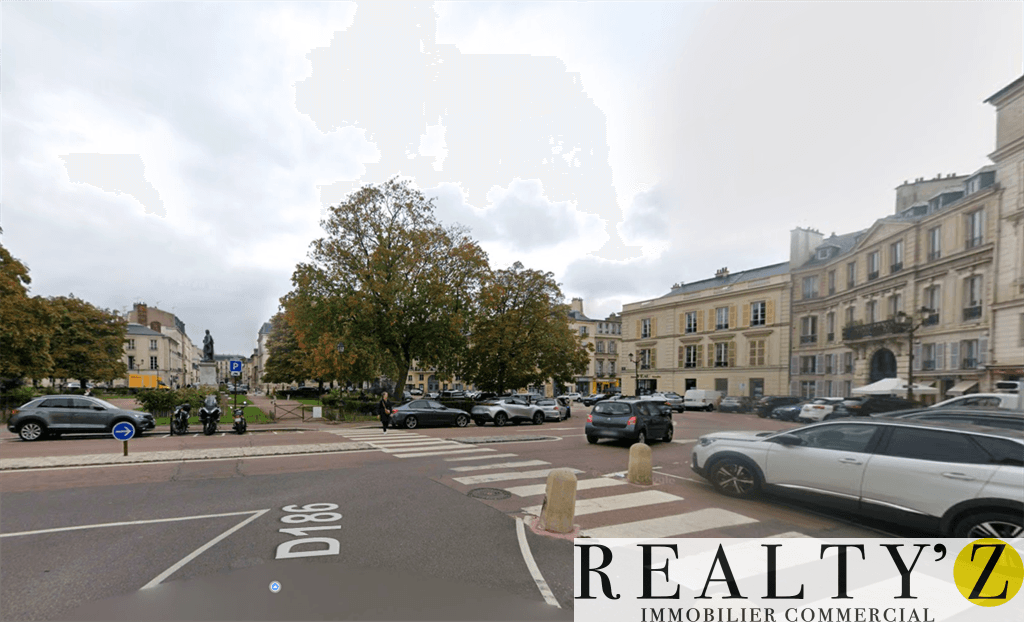 Local commercial · 51 m² · Location — photo 1