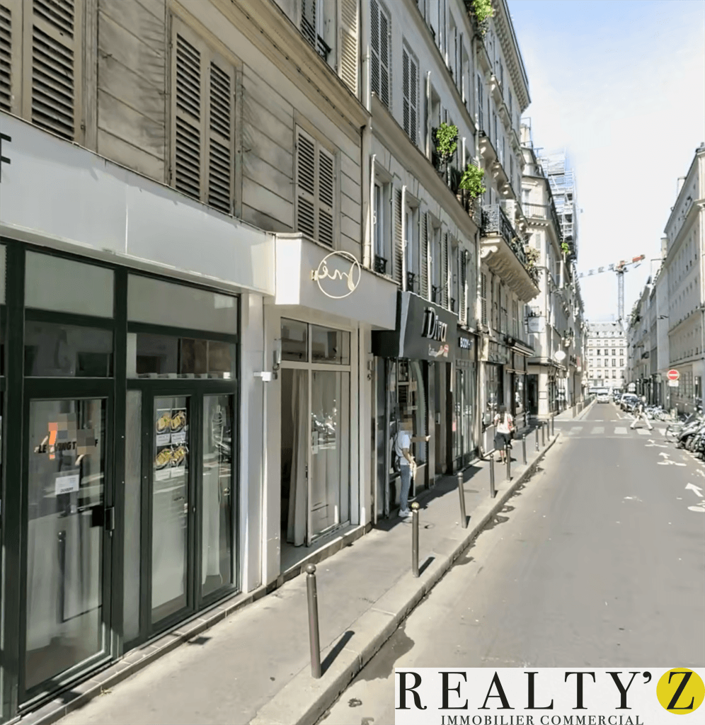 Local commercial · 56 m² · Location — photo 1