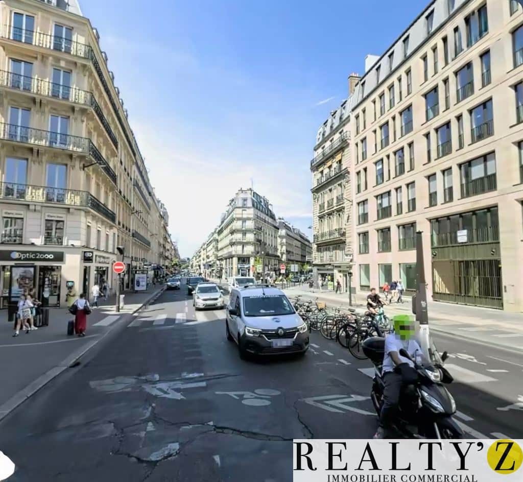 Local commercial · 63 m² · Location — photo 1