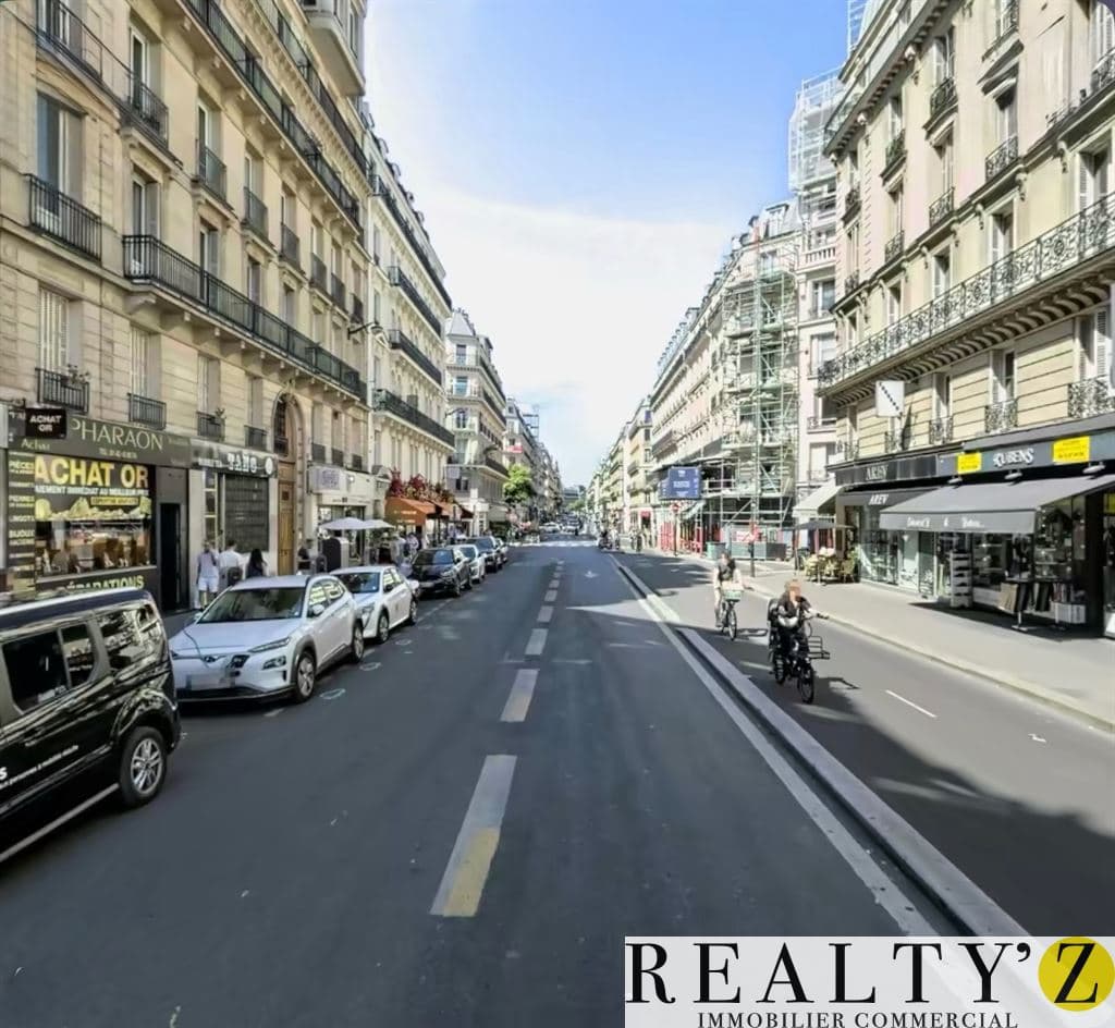Local commercial · 63 m² · Location — photo 1
