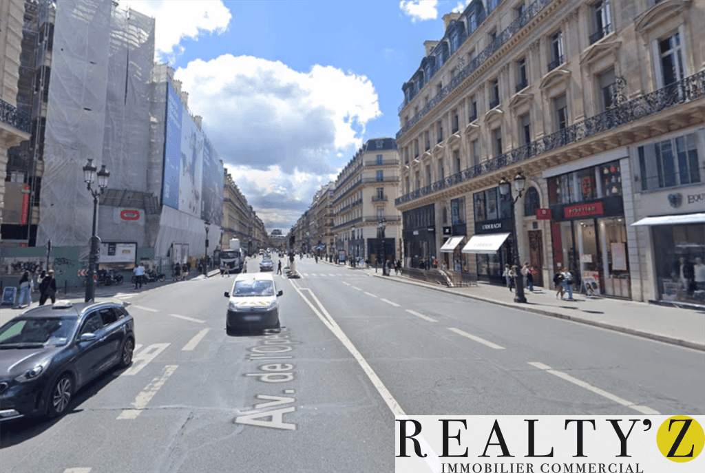 Local commercial · 593 m² · Location — photo 1