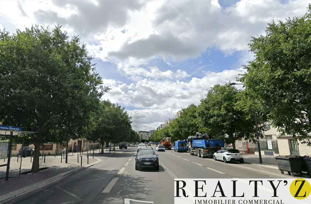 Local commercial · 220 m² · Achat des murs — photo 1