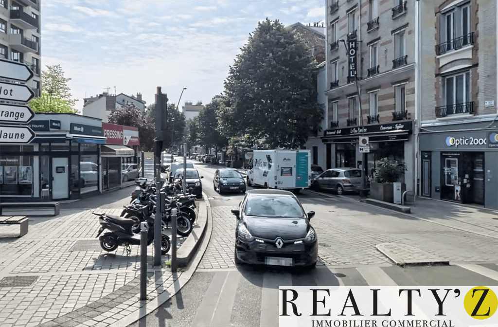 Local commercial · 116 m² · Achat des murs — photo 1