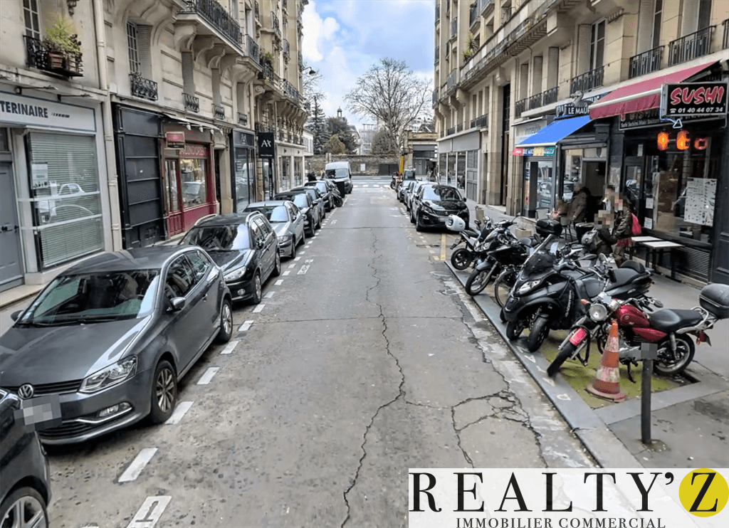 Local commercial · 31 m² · Location — photo 1