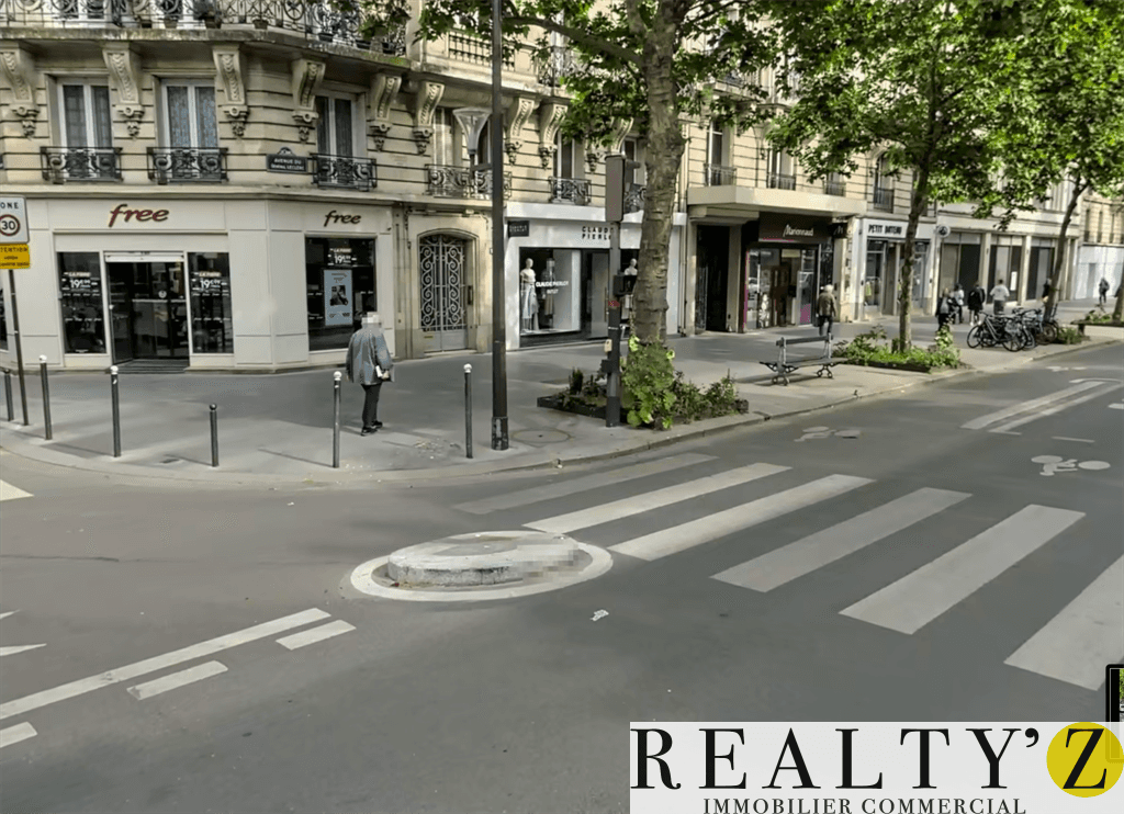 Local commercial · 31 m² · Location — photo 1