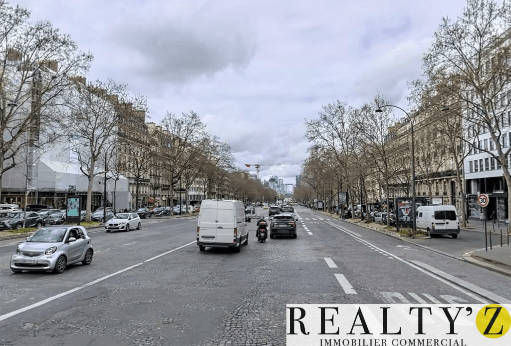 Local commercial · 128 m² · Location — photo 1