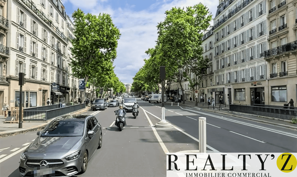 Local commercial · 137 m² · Location — photo 1