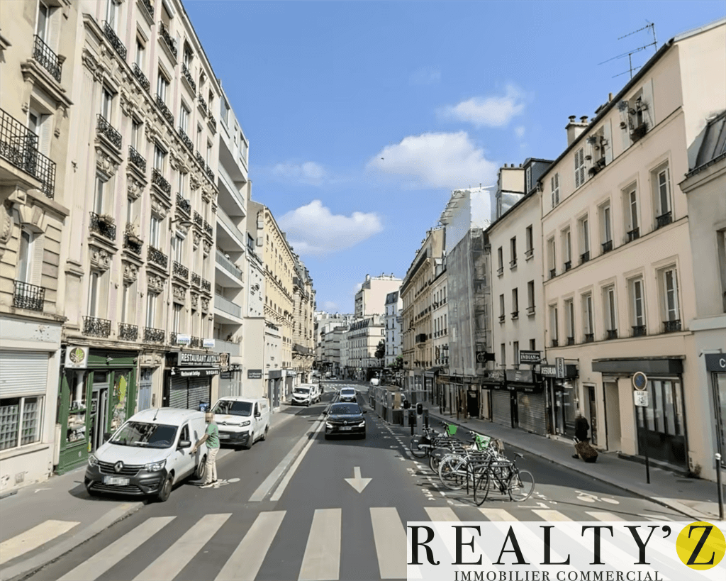 Local commercial · 135 m² · Location — photo 1