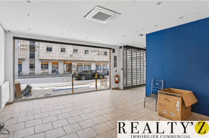 Local commercial · 270 m² · Location — photo 1