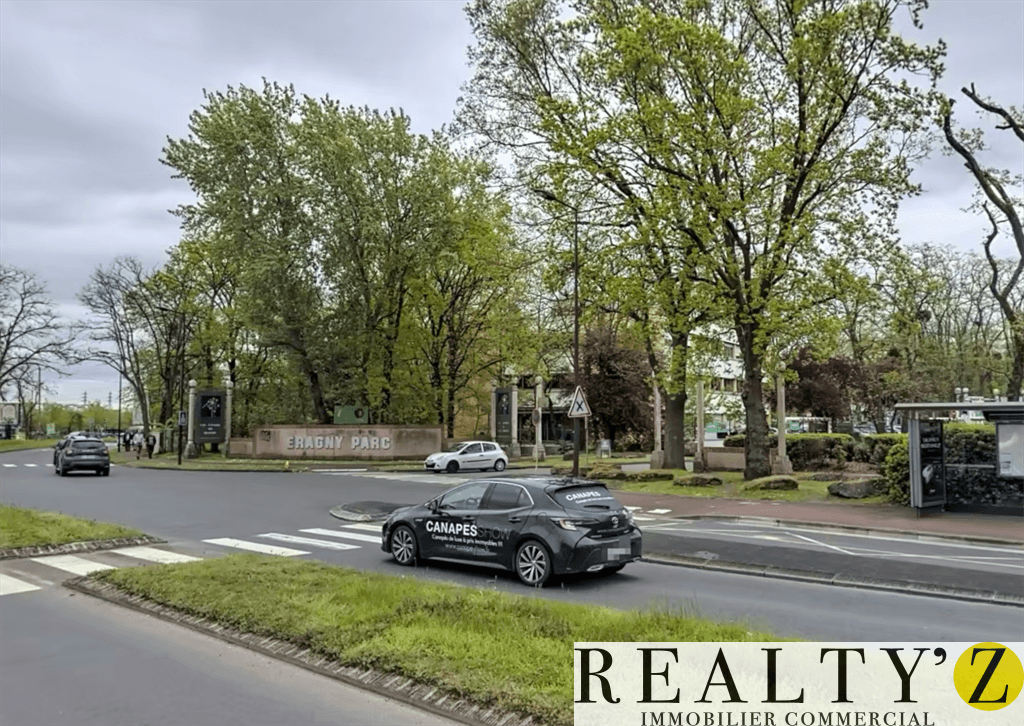 Local commercial · 1500 m² · Location — photo 1