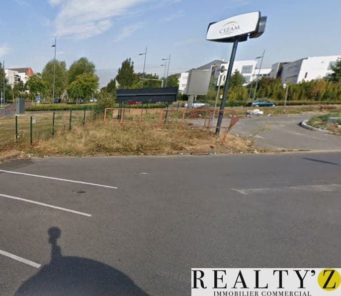 Local commercial · 1500 m² · Achat des murs — photo 1