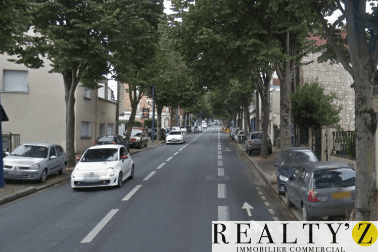 Local commercial · 497 m² · Location — photo 1