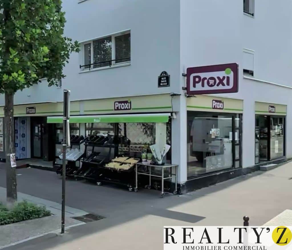 Local commercial · 240 m² · Location — photo 1