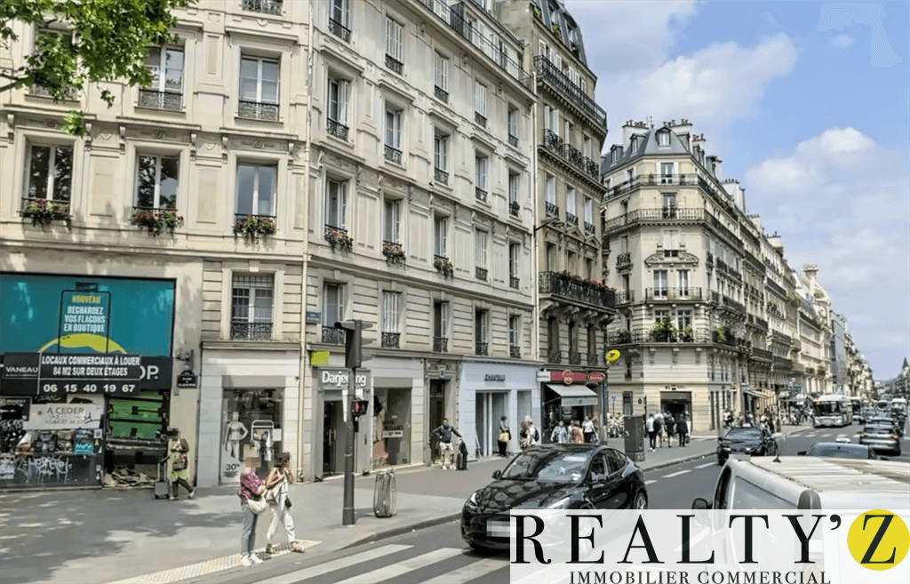 Local commercial · 392 m² · Location — photo 1