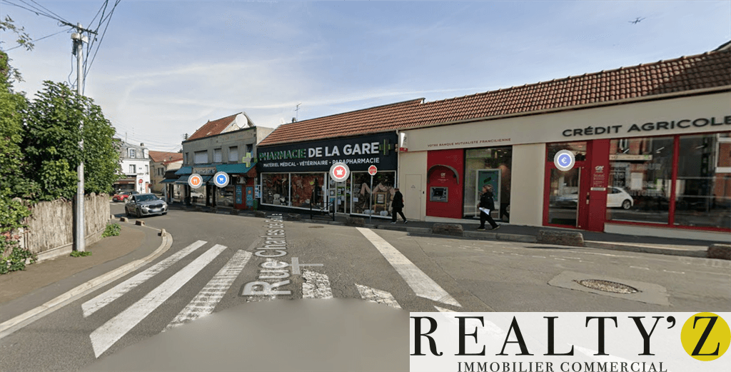 Local commercial · 131 m² · Location — photo 1