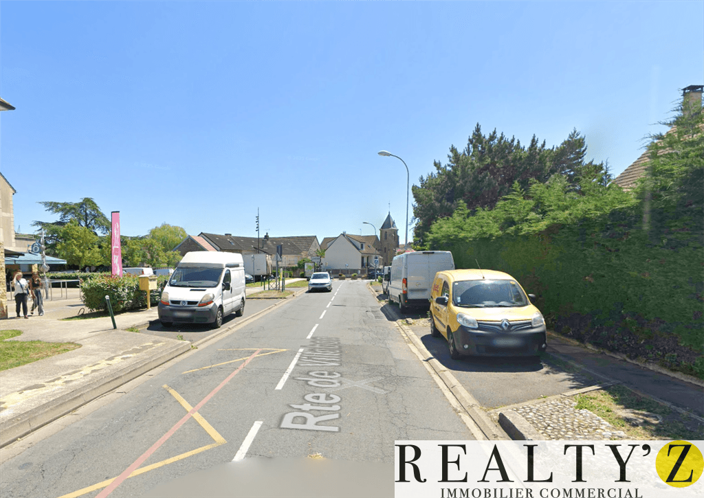 Local commercial · 141 m² · Location — photo 1