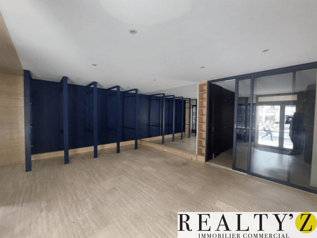 Local commercial · 50 m² · Location — photo 1