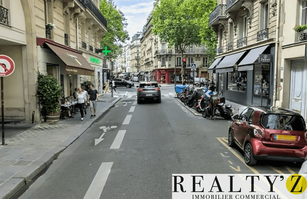 Local commercial · 31 m² · Location — photo 1