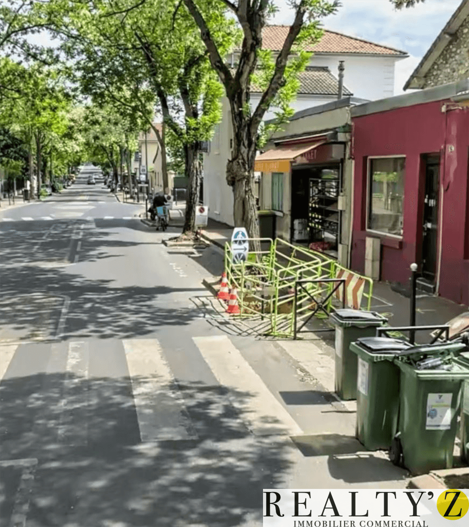 Local commercial · 21 m² · Location — photo 1