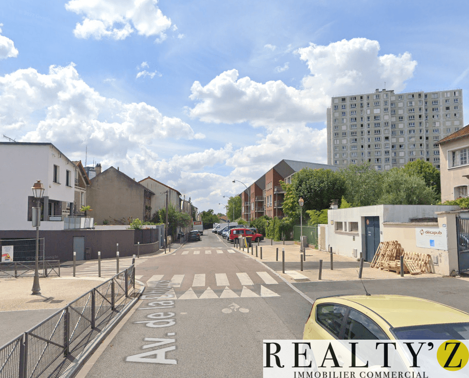 Local commercial · 1200 m² · Location — photo 1