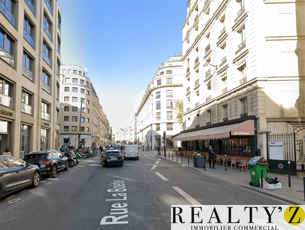 Local commercial · 55 m² · Location — photo 1
