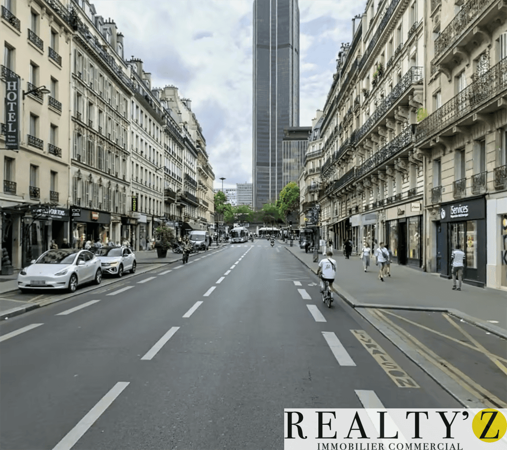 Local commercial · 180 m² · Location — photo 1