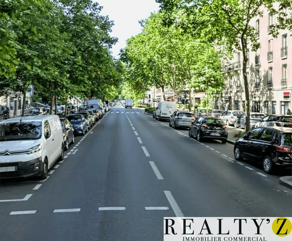 Local commercial · 170 m² · Location — photo 1