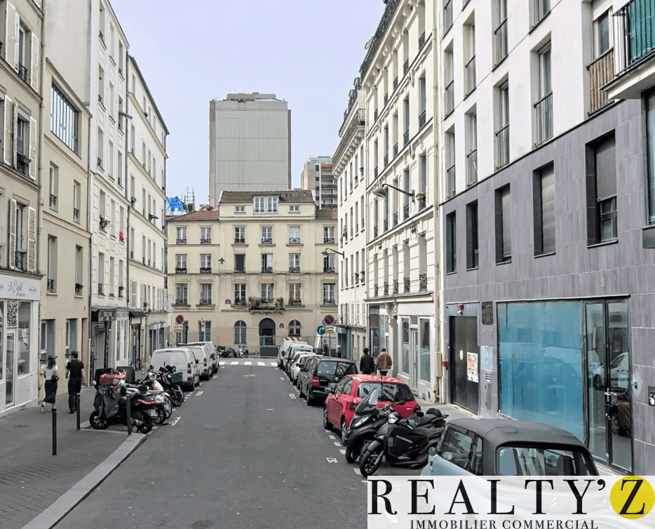 Local commercial · 33 m² · Location — photo 1