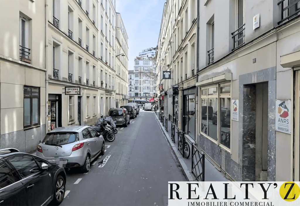 Local commercial · 48 m² · Location — photo 1