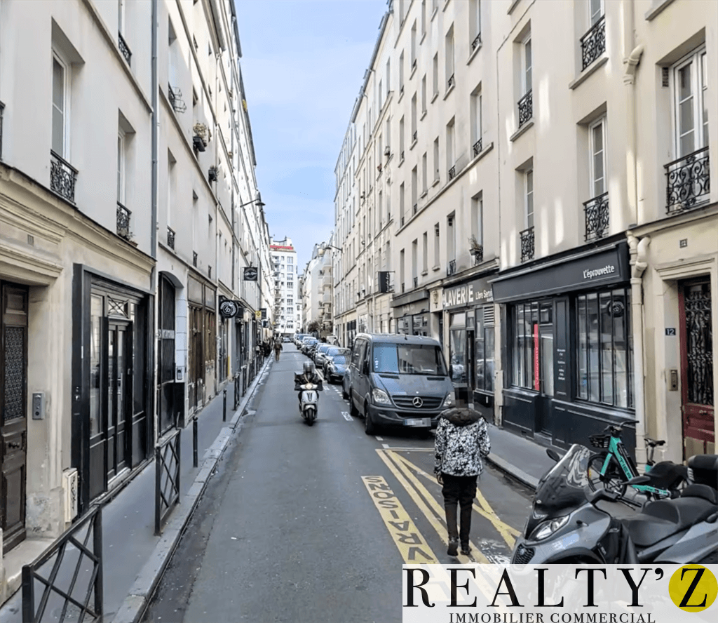 Local commercial · 48 m² · Location — photo 1