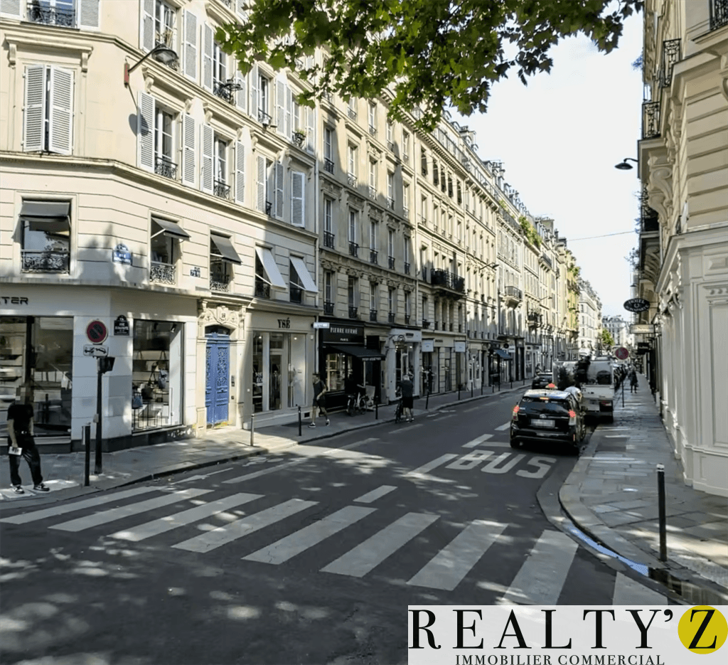 Local commercial · 57 m² · Location — photo 1
