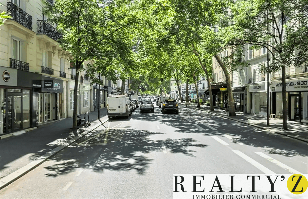 Local commercial · 112 m² · Location — photo 1