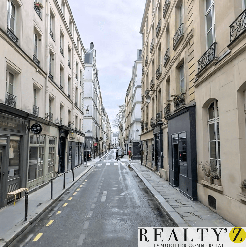 Local commercial · 57 m² · Location — photo 1