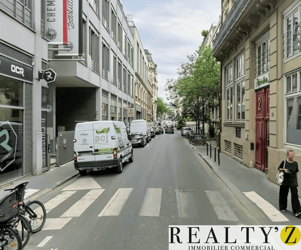 Local commercial · 200 m² · Location — photo 1