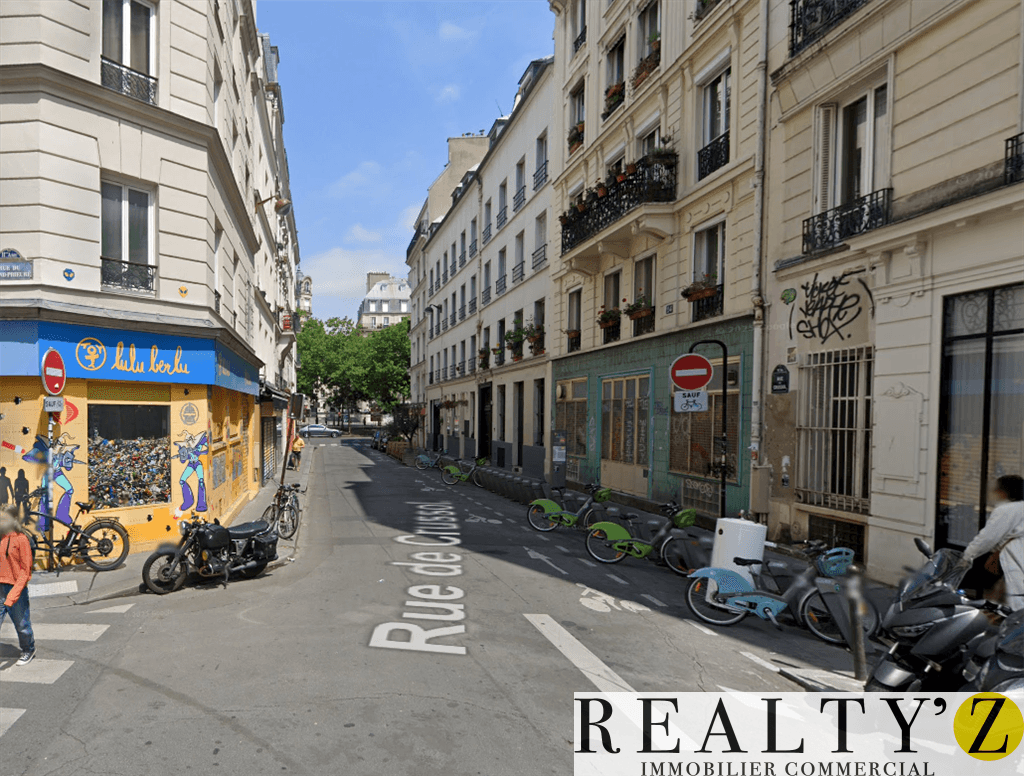Local commercial · 132 m² · Location — photo 1