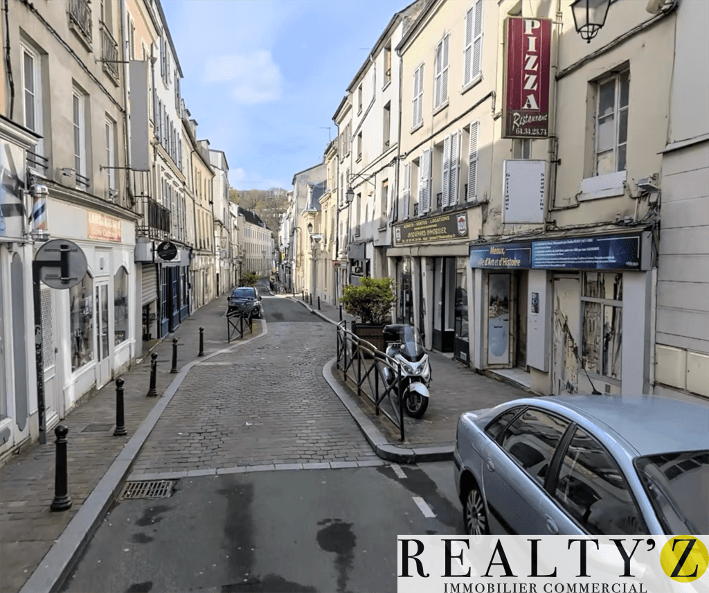 Local commercial · 124 m² · Location — photo 1