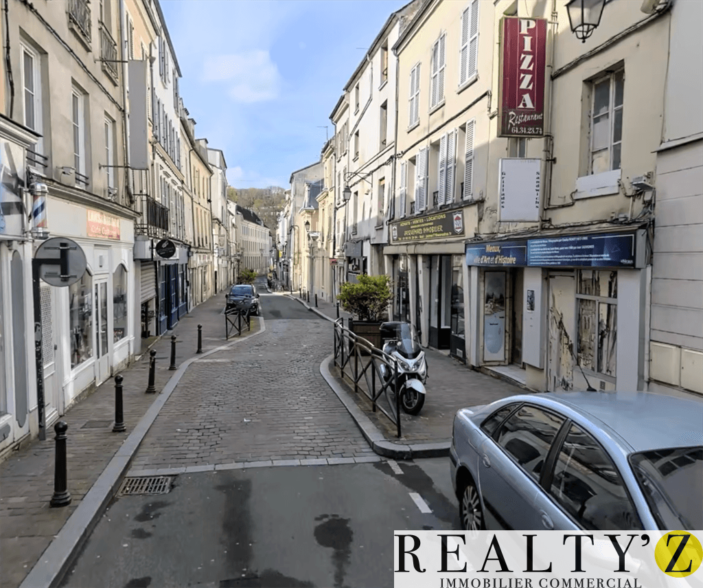 Local commercial · 124 m² · Location — photo 1