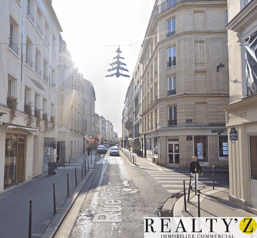 Local commercial · 44 m² · Location — photo 1