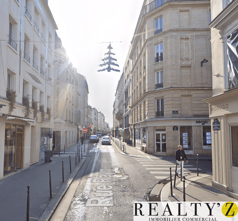 Local commercial · 44 m² · Location — photo 1
