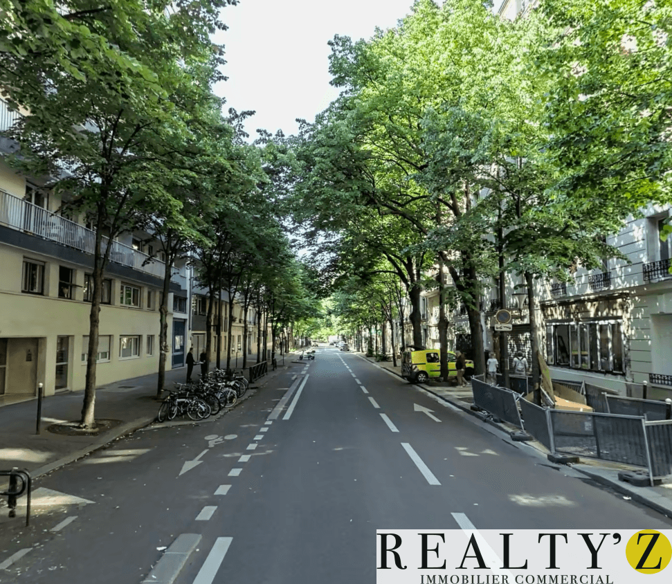 Local commercial · 115 m² · Location — photo 1