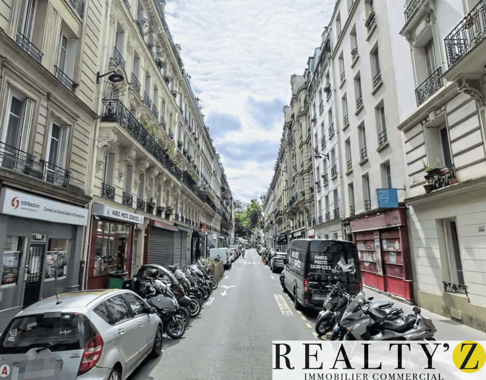 Local commercial · 63 m² · Location — photo 1